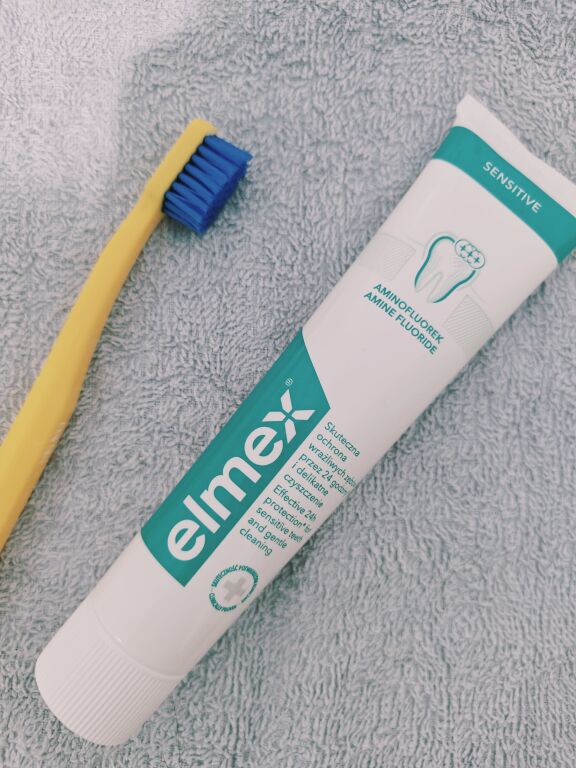 Зубна паста для чутливих зубів --- Elmex sensitive