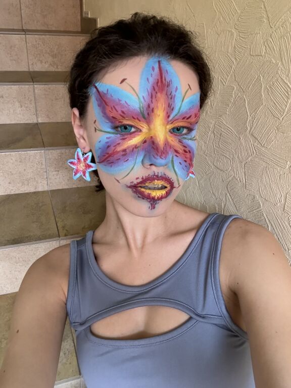 Flower makeup 