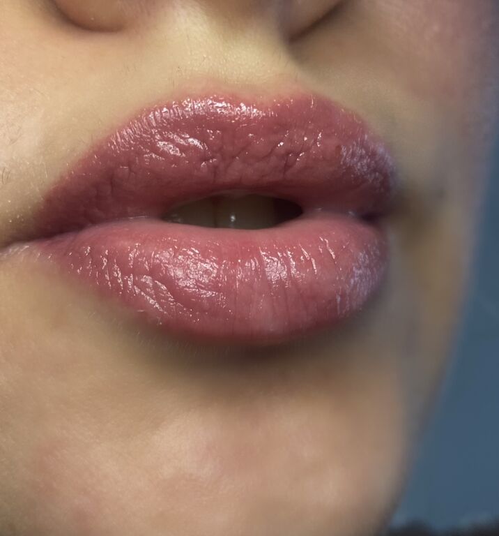 J'erelia Podium Lipstick Gloss