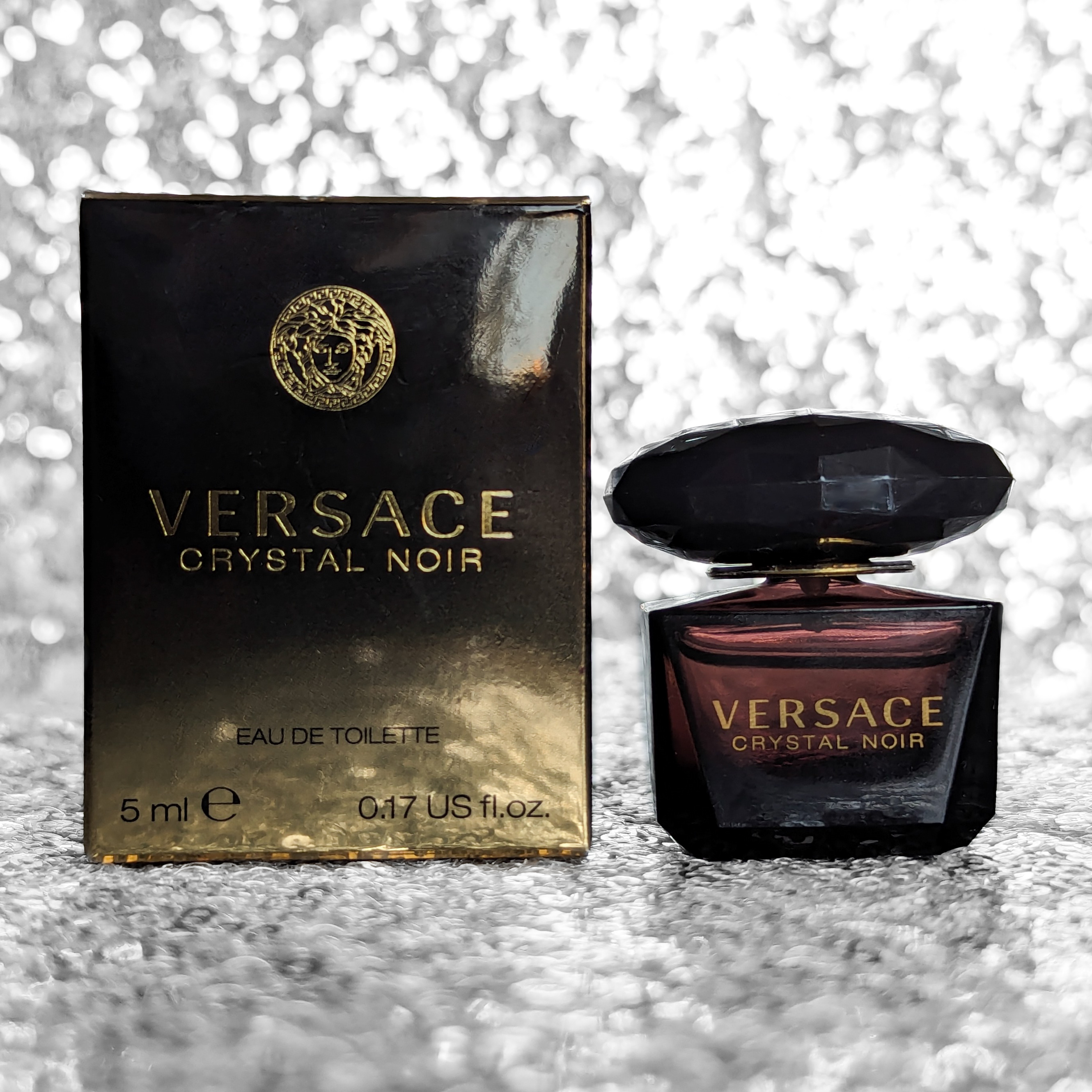Versace Crystal Noir: Неоднозначний, проте вартий уваги