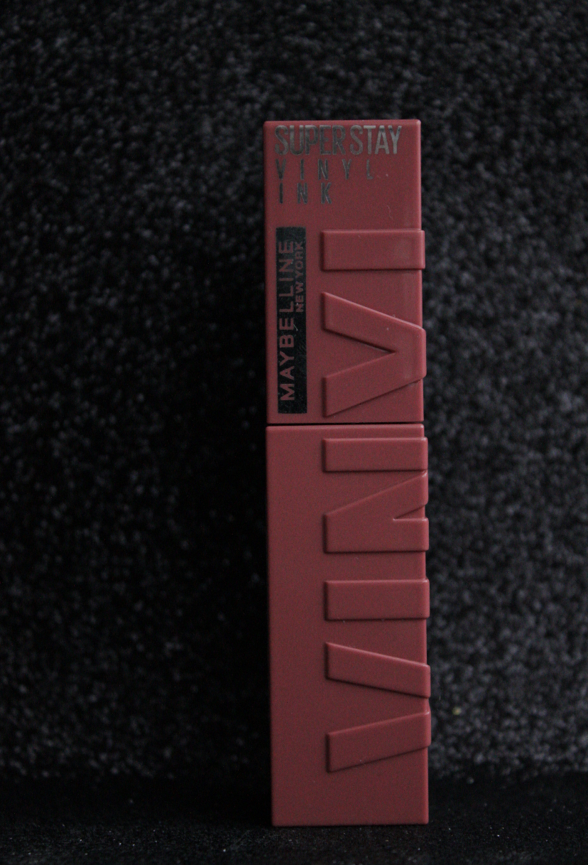 Її люблять або ненавидять: Maybelline SuperStay Vinyl Ink Liquid Lipstick 👄💄