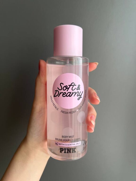 Pink Soft & Dreamy Glow бренду Victoria's Secret