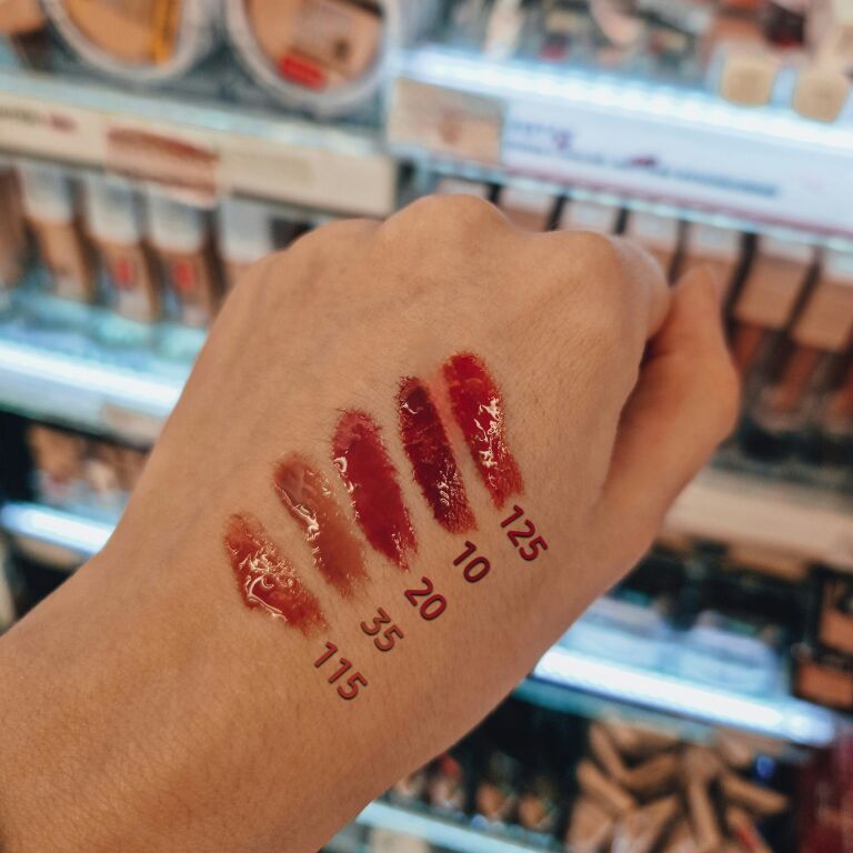 Зізнавайтеся, у кого ще немає Maybelline Super Stay Vinyl ?) 