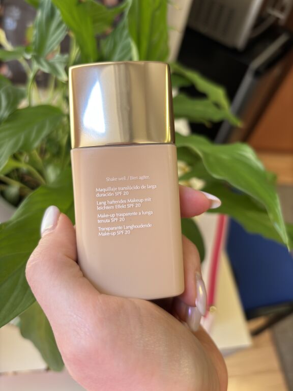 Тональний засіб Estée Lauder Double Wear Sheer long-wear