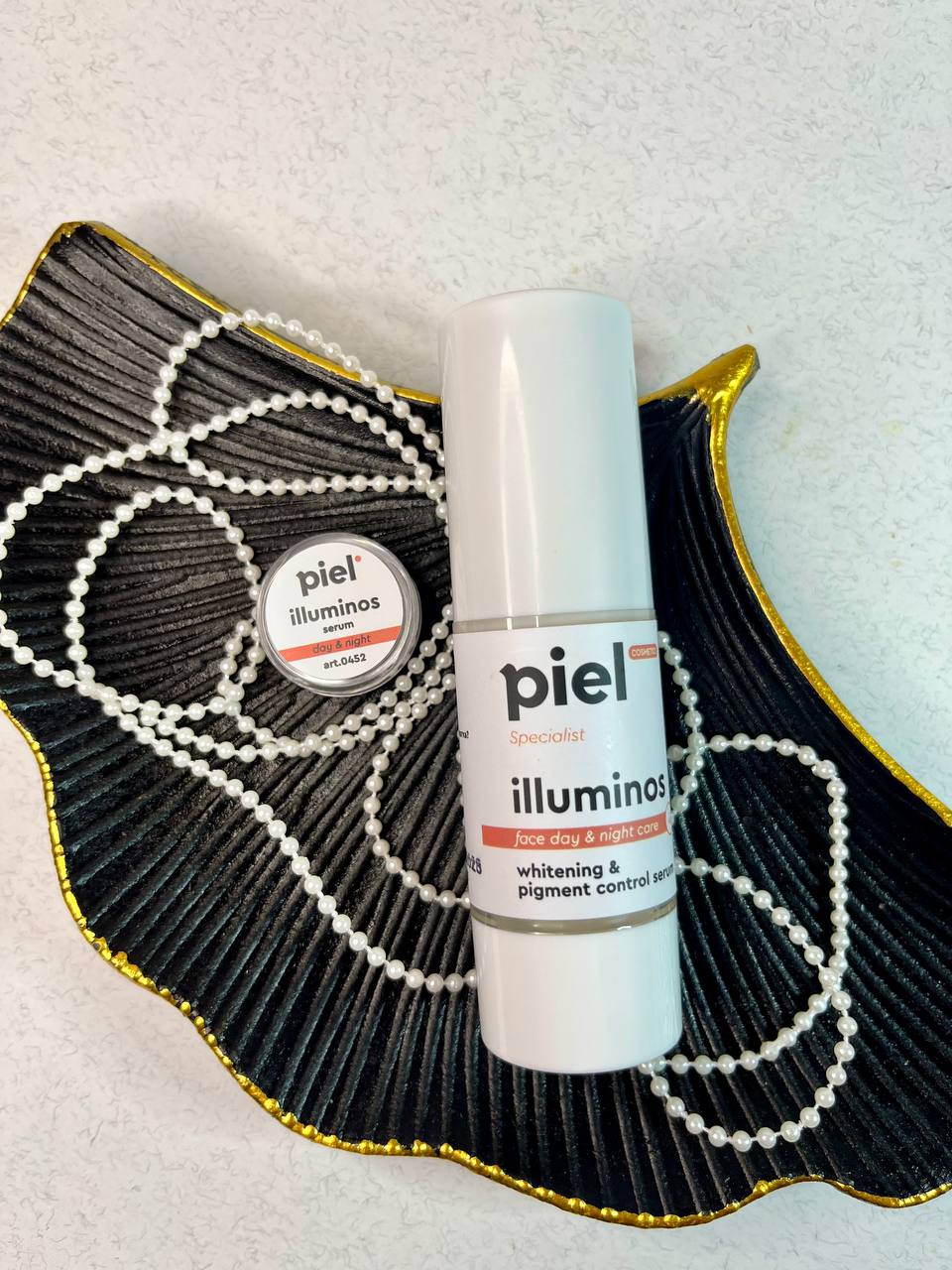 Piel Cosmetics Specialiste Intensive Whitening Serum Illuminos