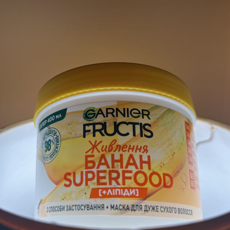 Маска для волосся від Garnier Fructis Superfood
