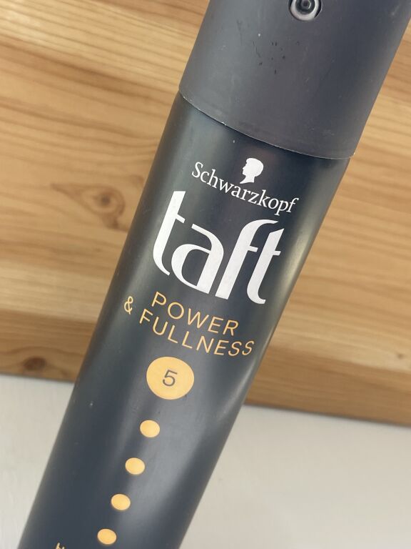 Лак для волосся Taft Power & Fullness