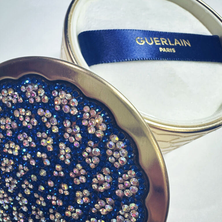 Лімітована новинка, яка варта уваги: Météorites Light Revealing Pearls of Powder від Guerlain.