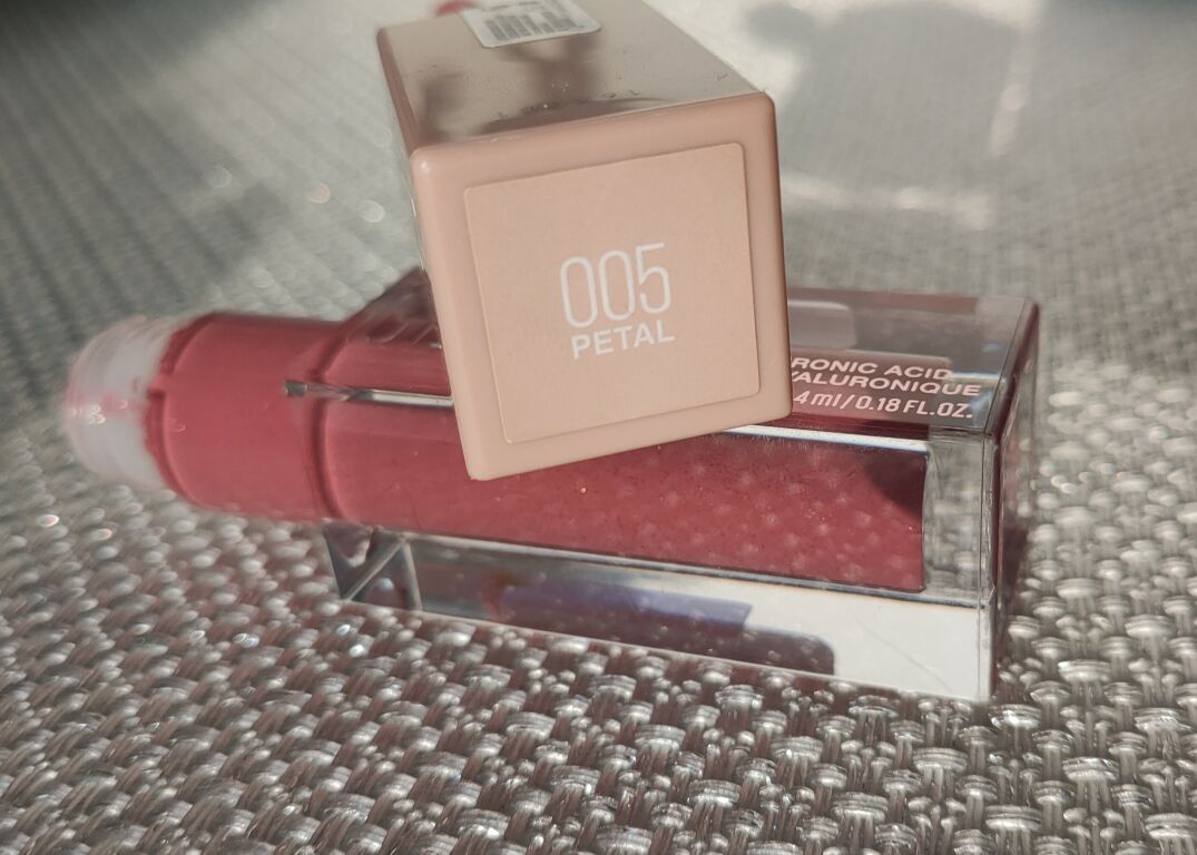 Блиск для губ Maybelline Lifter Gloss