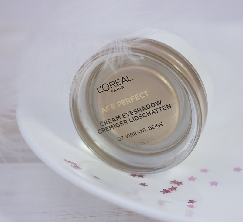 Кремові тіні L'Oreal Paris Age Perfect Cream Eyeshadow 07 “Vibrant Beige”