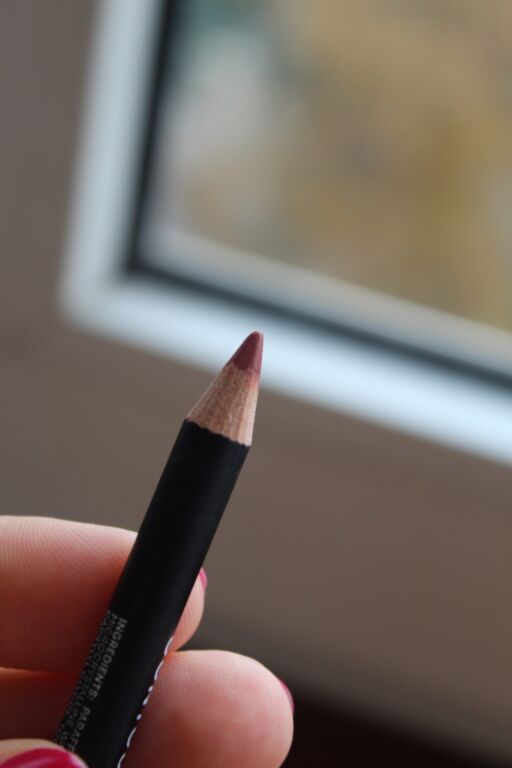 102 відтінок LN Pro Contour Lip Liner Олівець для губ