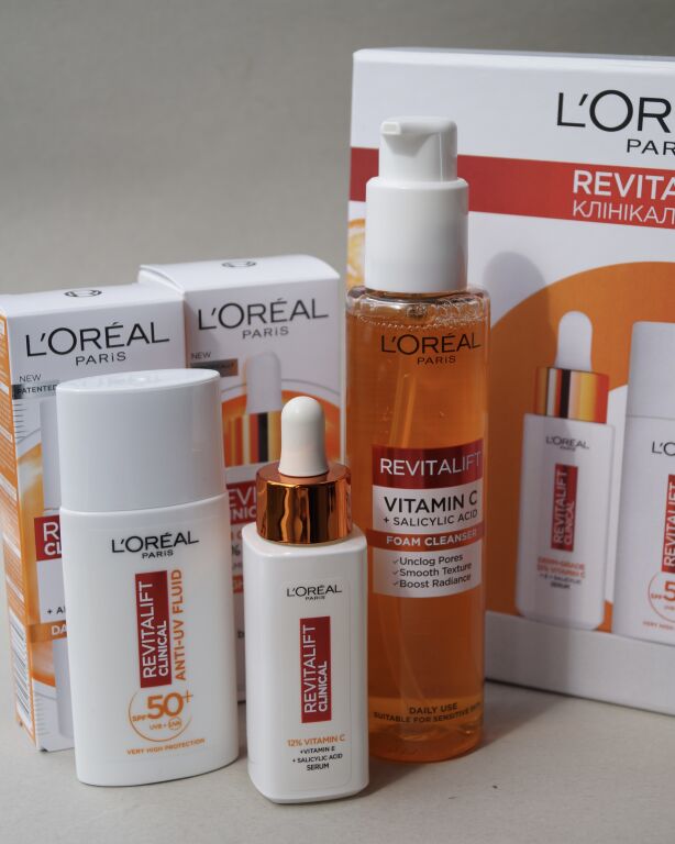 L'Oreal Revitalift Vitamin C🍊