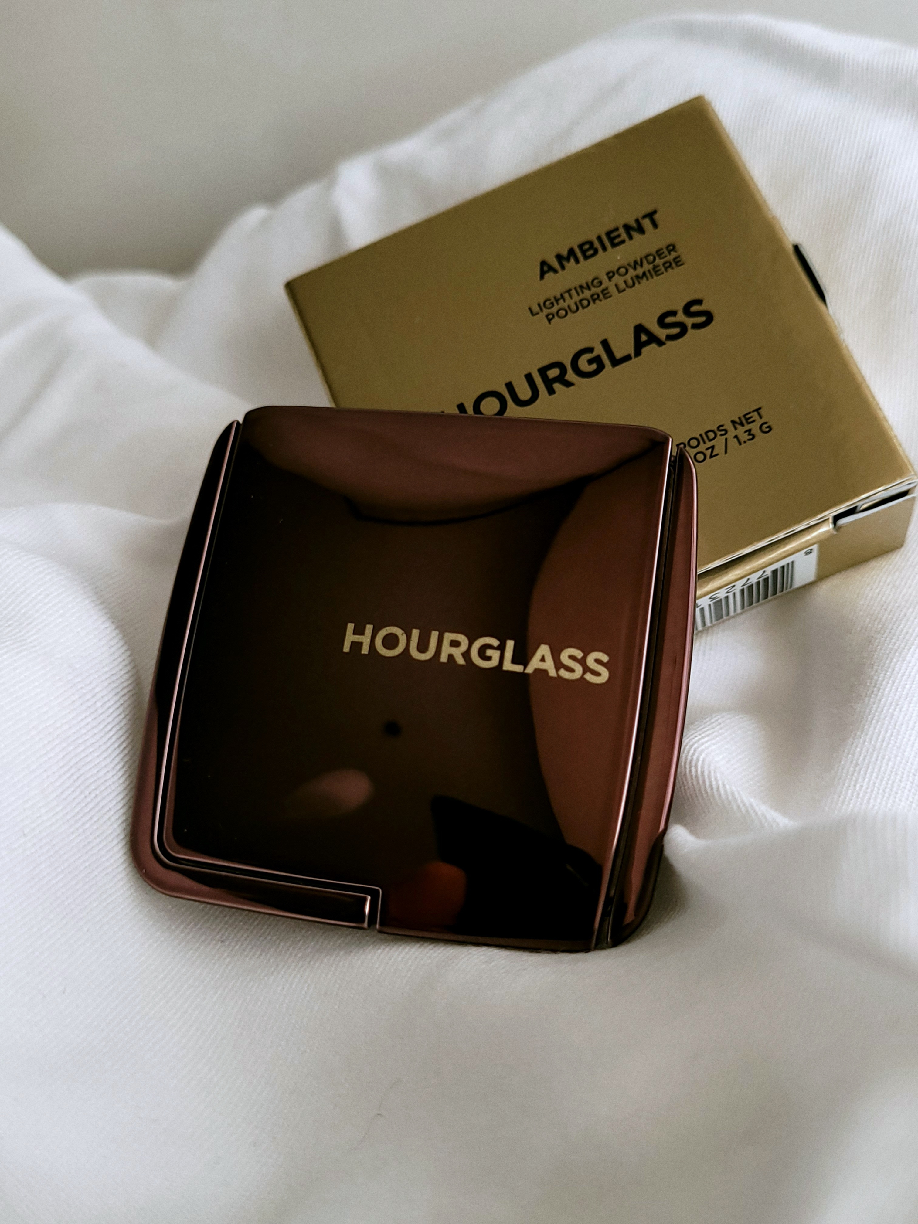 Hourglass Lighting Powder Diffused Light