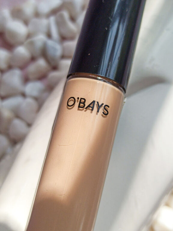 Concealer від O’BAYS в якості бази під тіні?