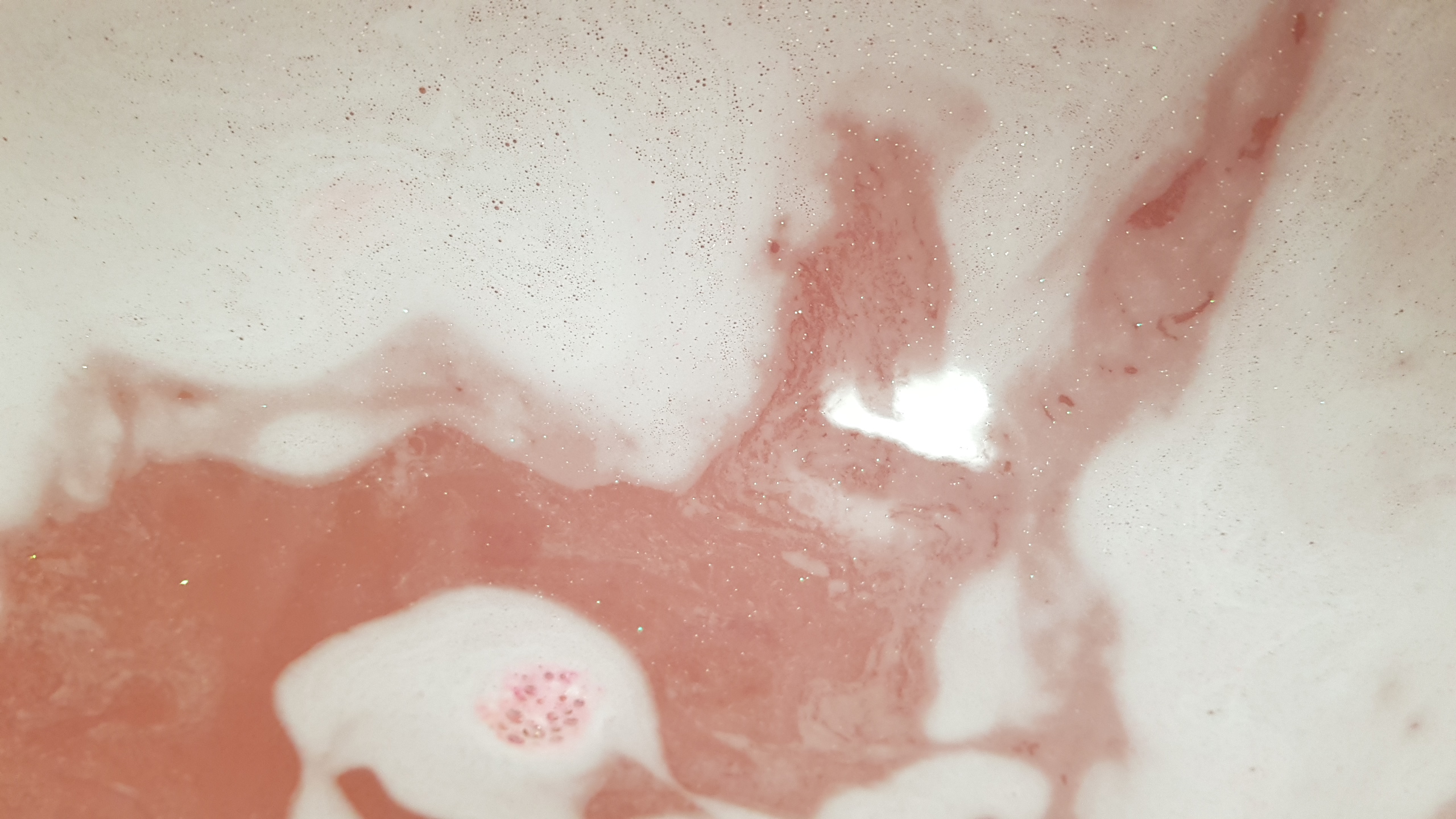 mareve cherry liqueur бомбочка-гейзер для ванни