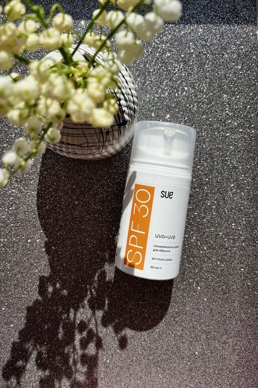 Сонцезахисний крем для обличчя SPF 30