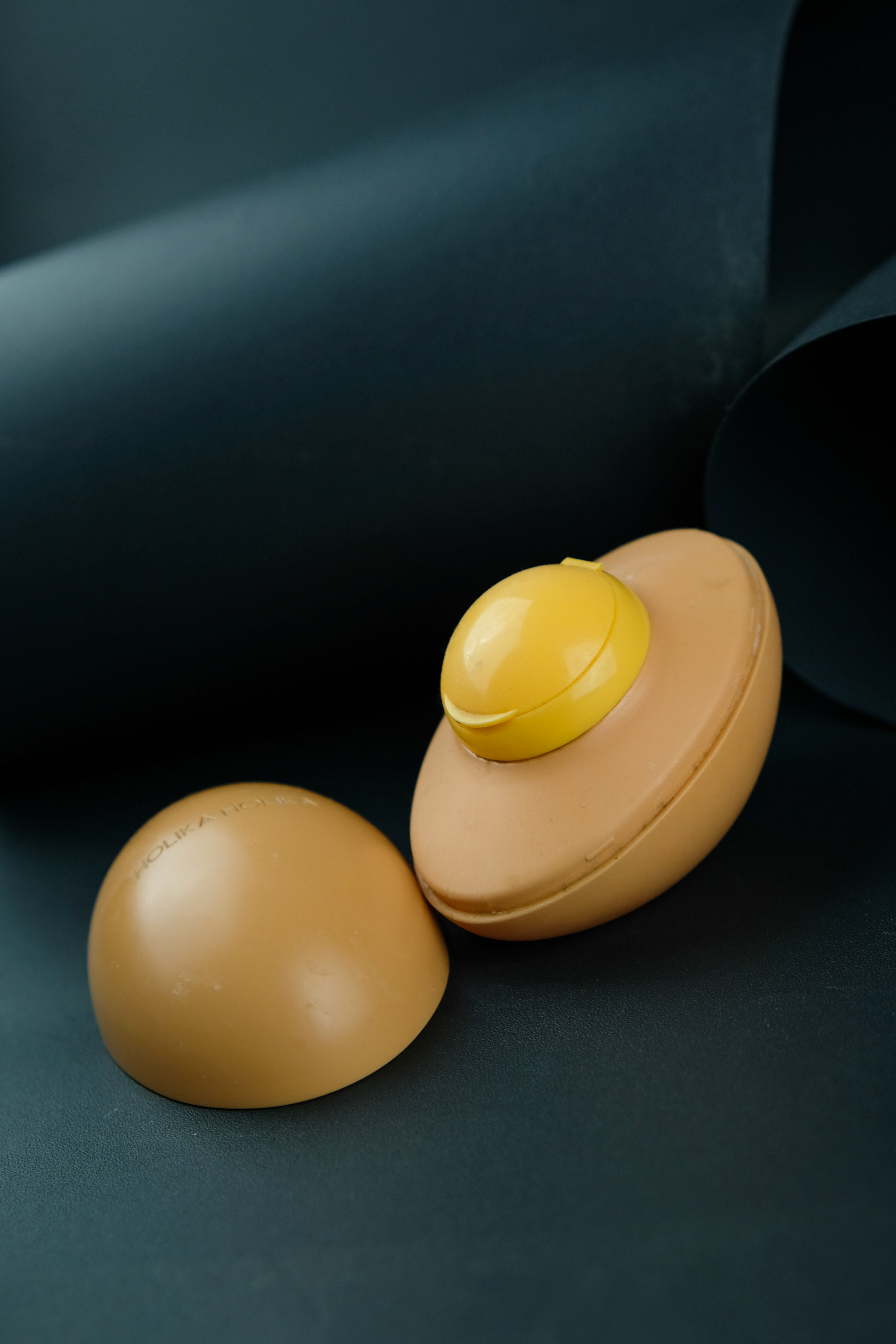 Перше місце серед засобів для очищенні шкіри : Holika Holika Smooth Egg Skin Cleansing Foam