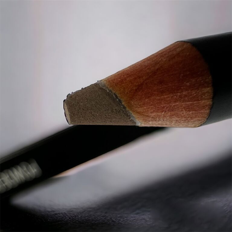 Vistudio Eyebrow Pencil