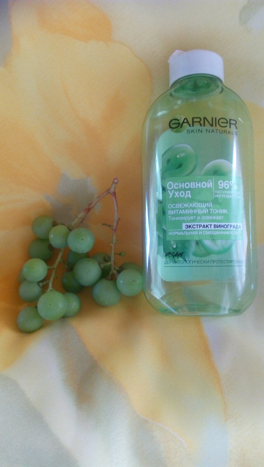 Освіжаючий тонік з екстрактом винограду для нормальної і змішаної шкіри Garnier