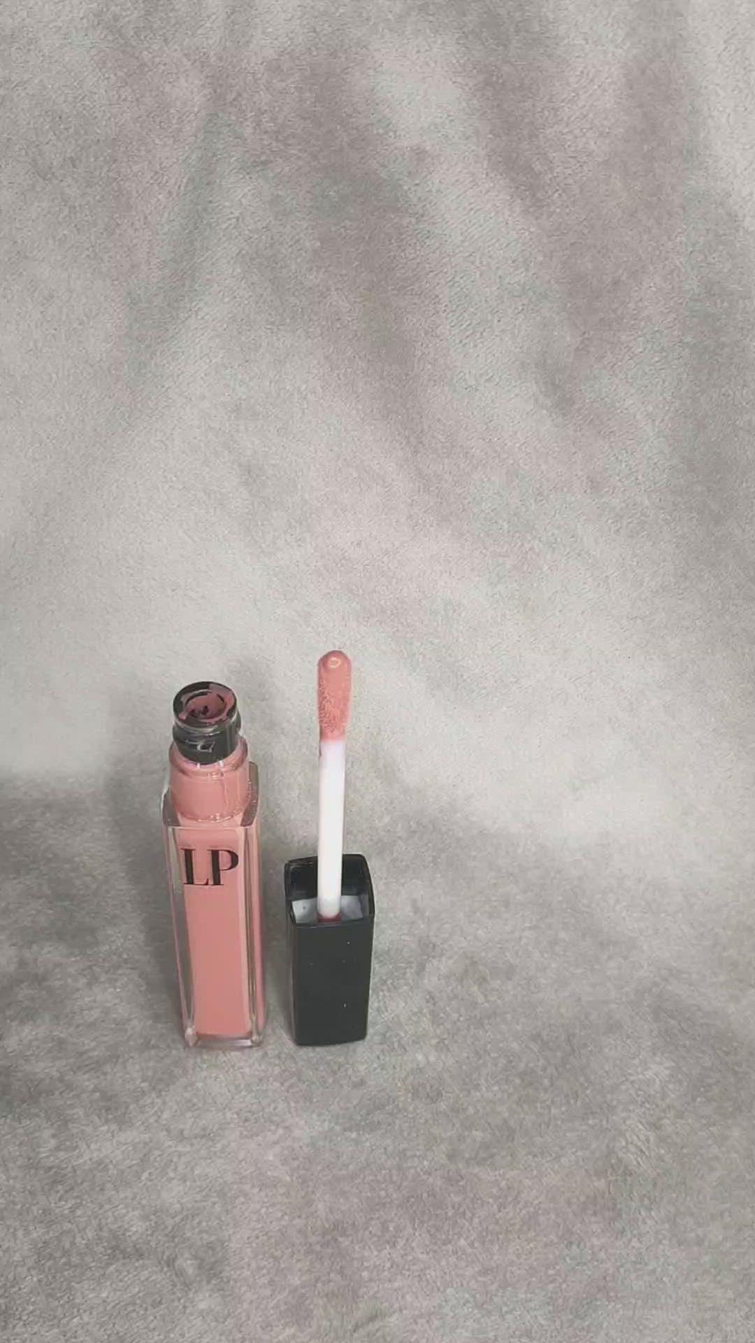 #testinmakeupclub Блиск для губ Laboratoire Professionnel Care Lip Gloss