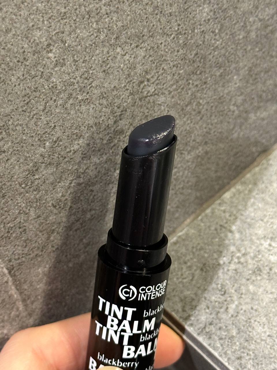 Достойний конкурент Clinique Almost Lipstick in Black Honey за 50 гривень