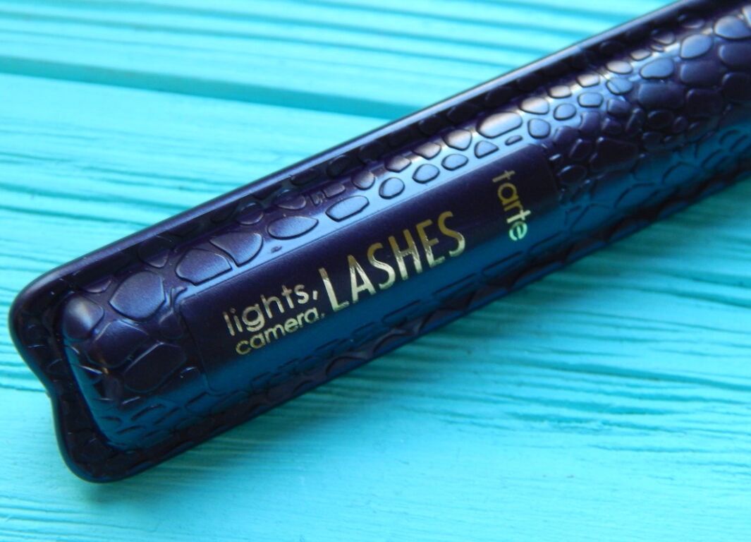 Tarte lights, camera, Lashes 4-in-1 mascara