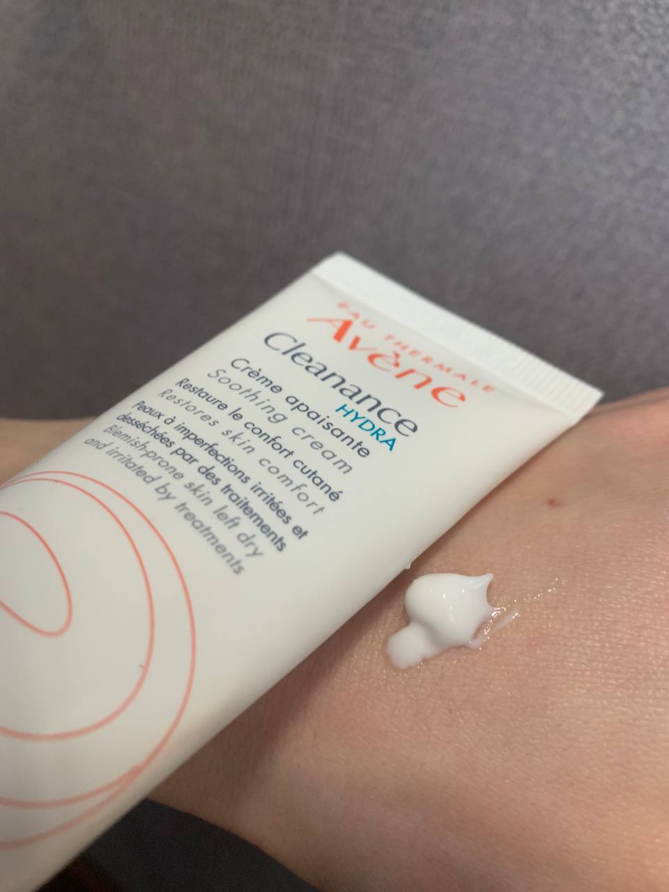 Один з улюбленців для проблемної шкіри Avene Cleance Hydra