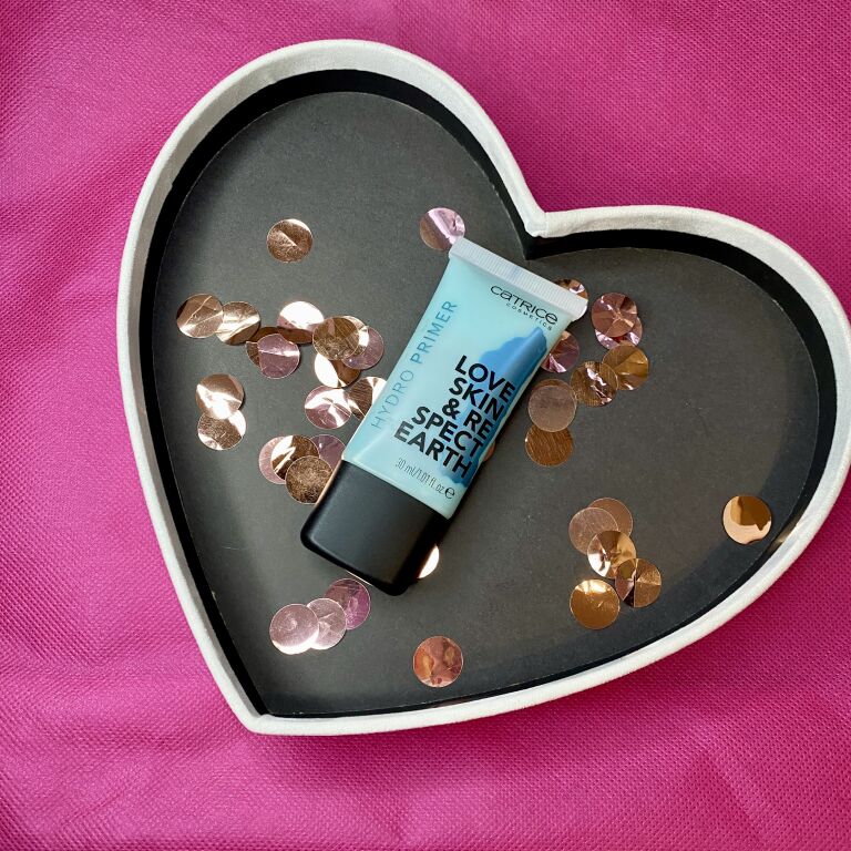 База під макіяж Catrice Love Skin & Respect Earth Hydro Primer �🩵