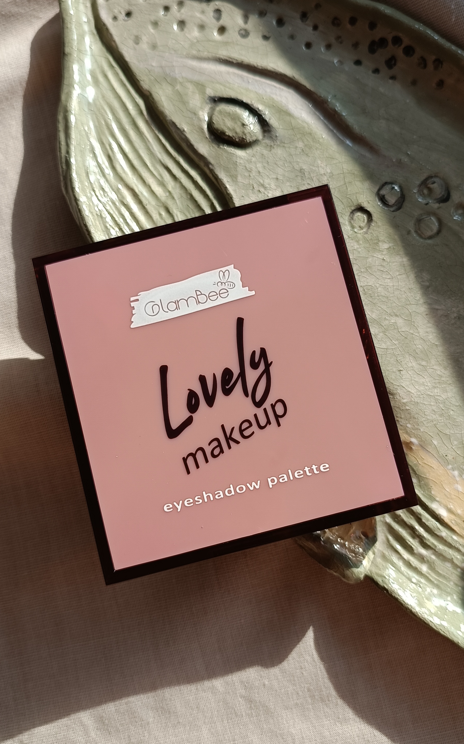 GlamBee Lovely Makeup Eyeshadow