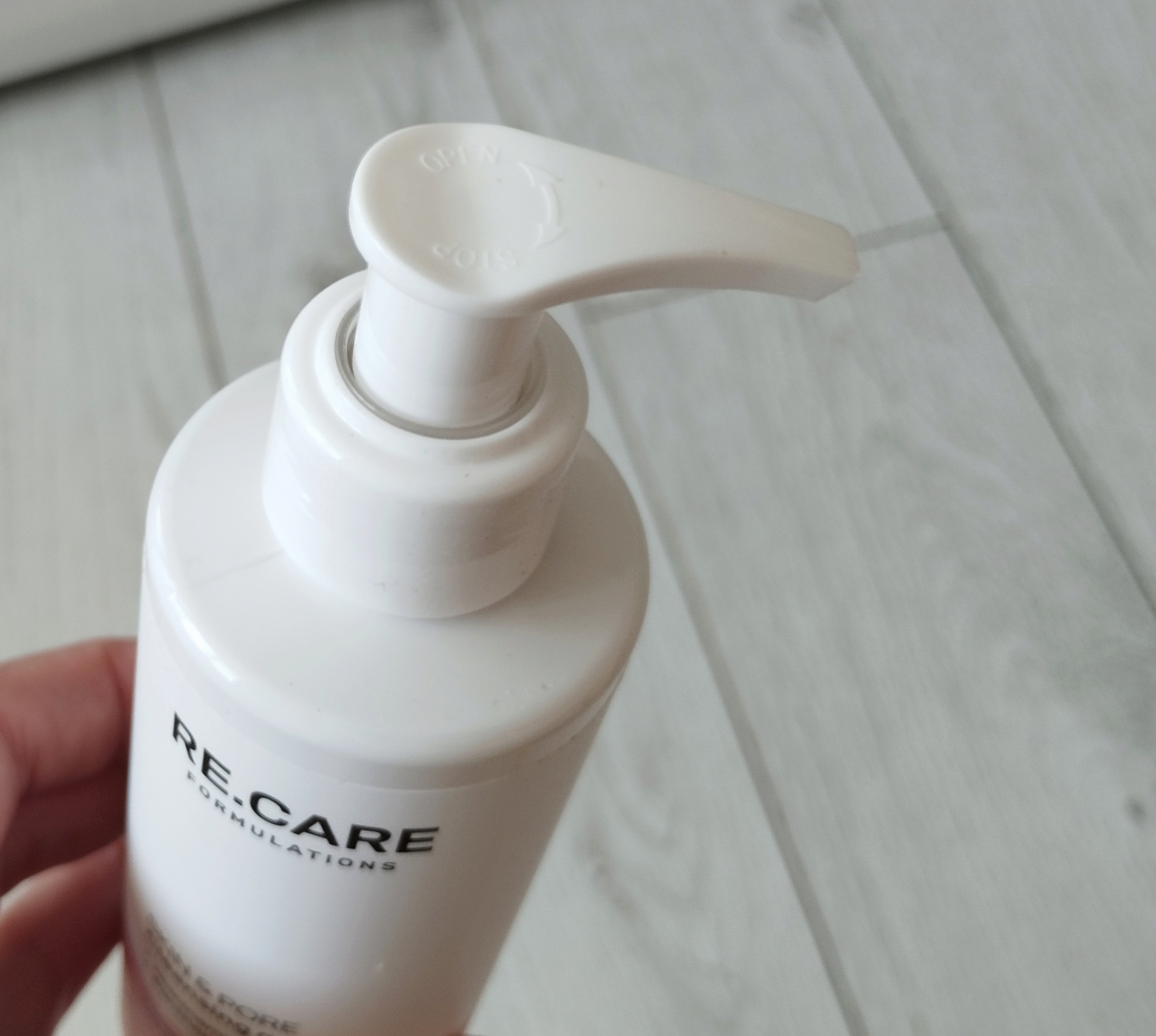 Re.Care Skin & Pore Cleansing Gel