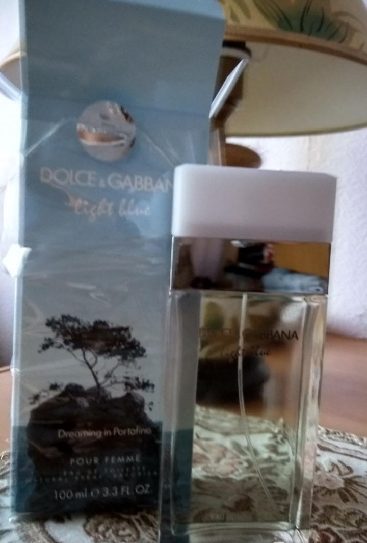 Dolce & Gabbana light blue Dreaming in Portofino