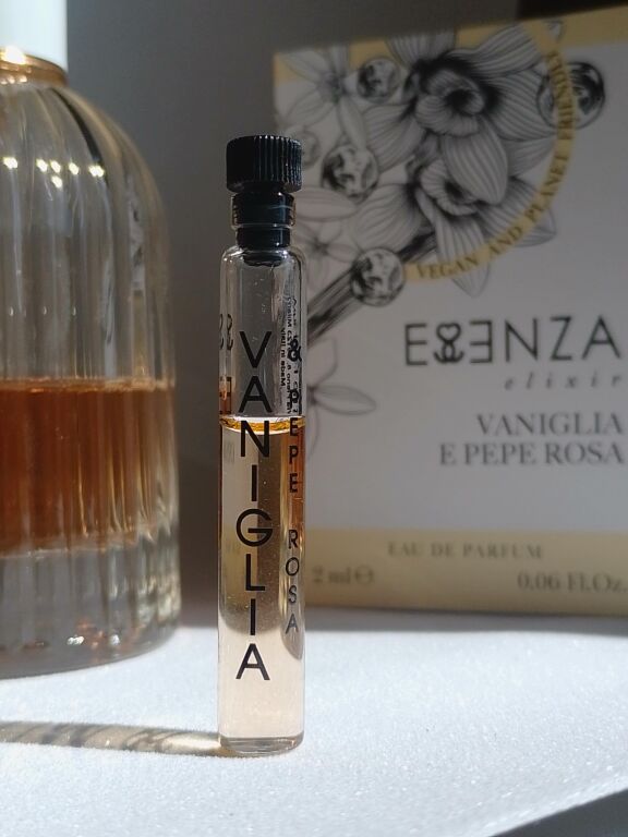 Essenza Milano Parfums