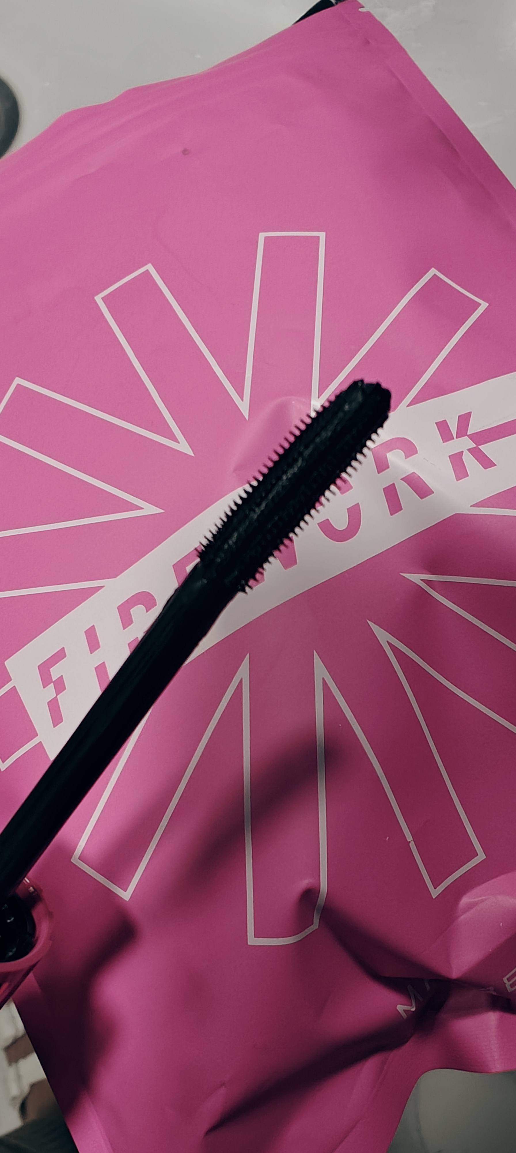 Чесний огляд Maybelline New York Lash Sensational Firework Mascara