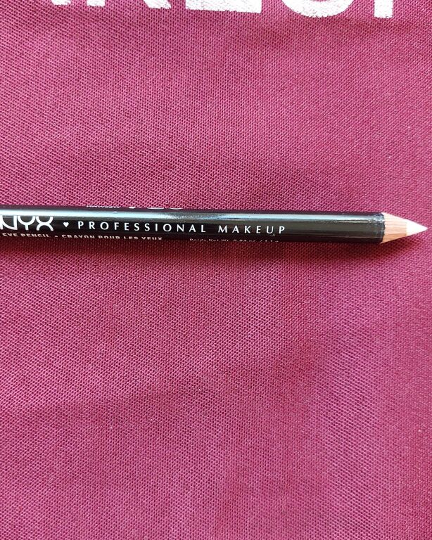 NYX Professional Makeup Slim Eye Pencil Оліувець для очей.