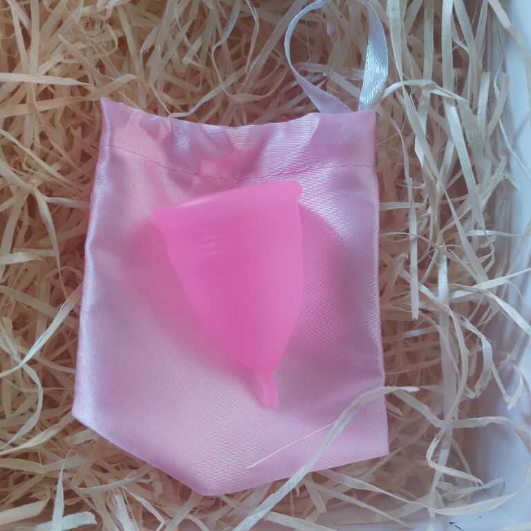 Менструальная чаша, размер S, розовый
