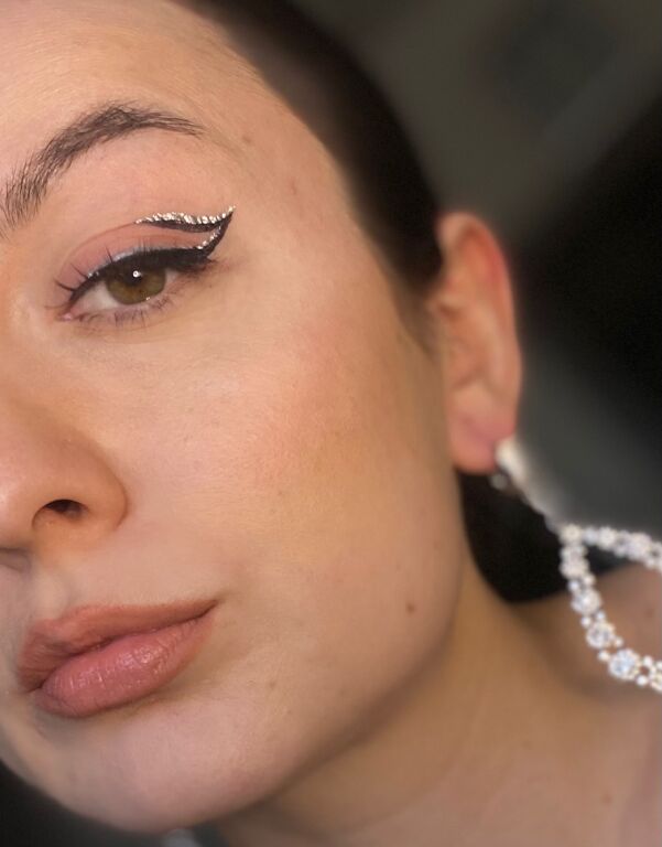 Diamonds makeup 