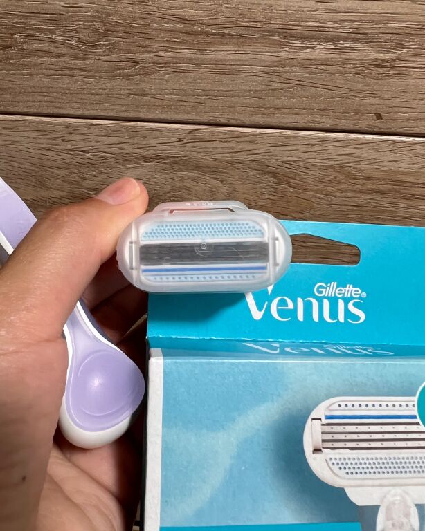 Перевіримо чи підійде касета Venus Smooth до станку Gillette Venus Comfortglide Breeze