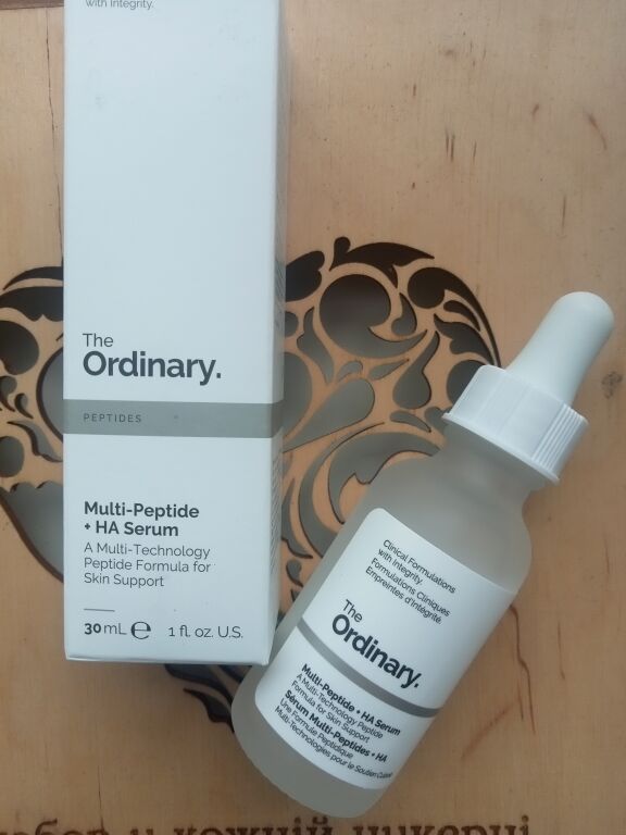 The Ordinary Multi-Peptide + Hyaluronic Acid Serum