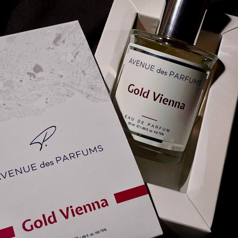 Gold Vienna від Avenue Des Parfums: аромат, що огортає теплом