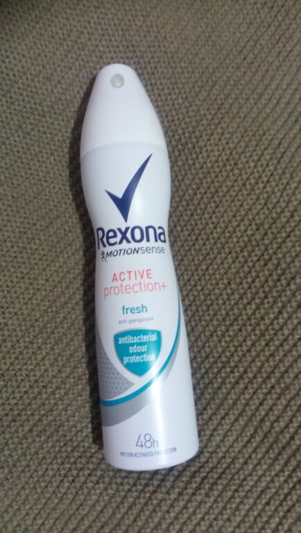 Дезодорант -спрей  Rexona Motion Sense Active Protection + Fresh 48 H Antiperspirant Spray