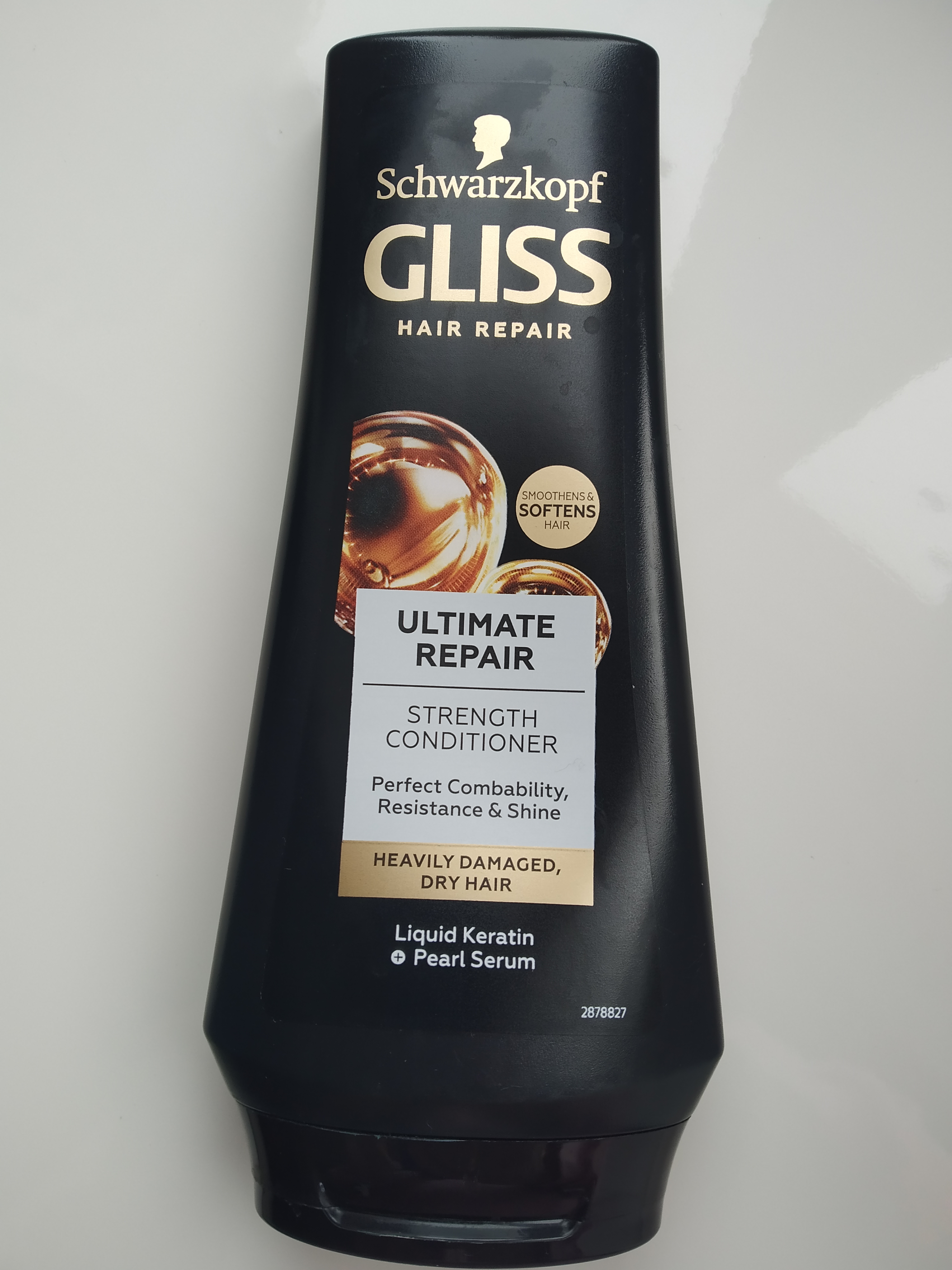 Gliss Kur Ultimate Repair Balsam. Зміцнюючий бальзам для сильно пошкодженого та сухого волосся. Легке розчісування та глибоке відновлення 