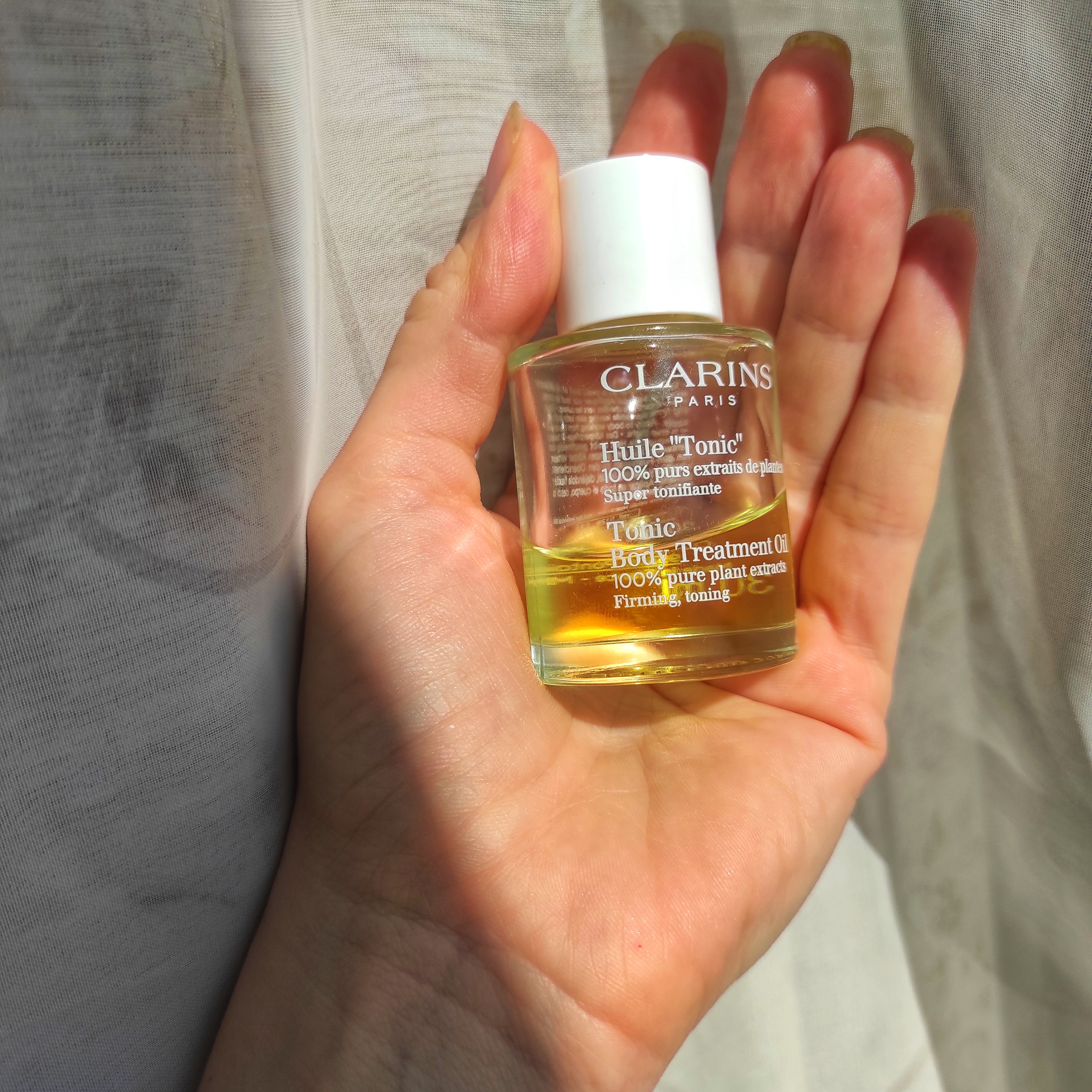 Clarins Body Treatment Oil "Tonic'" або єдиний засіб, що зробив мої розтяжки невидимими