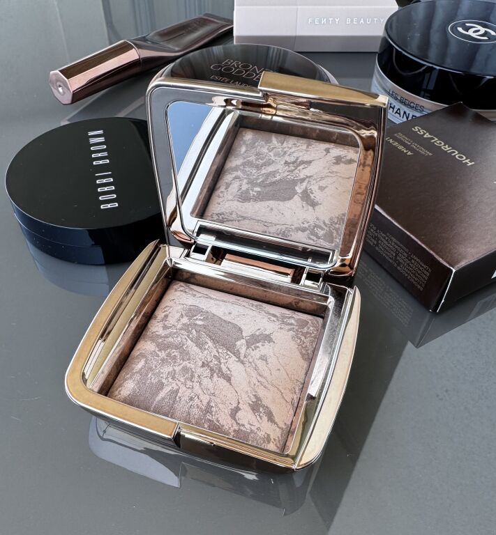 Бронзер Hourglass Ambient Lighting Bronzer