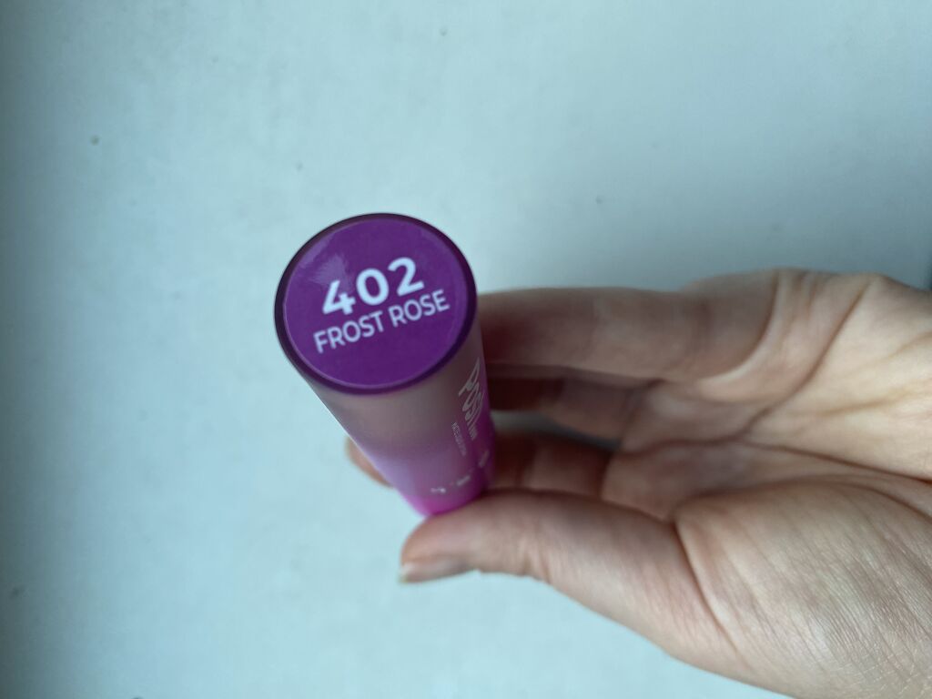 Відтінок 402 Frost Rose  лінійки Lamel Posh Matte Liquid Lip stain