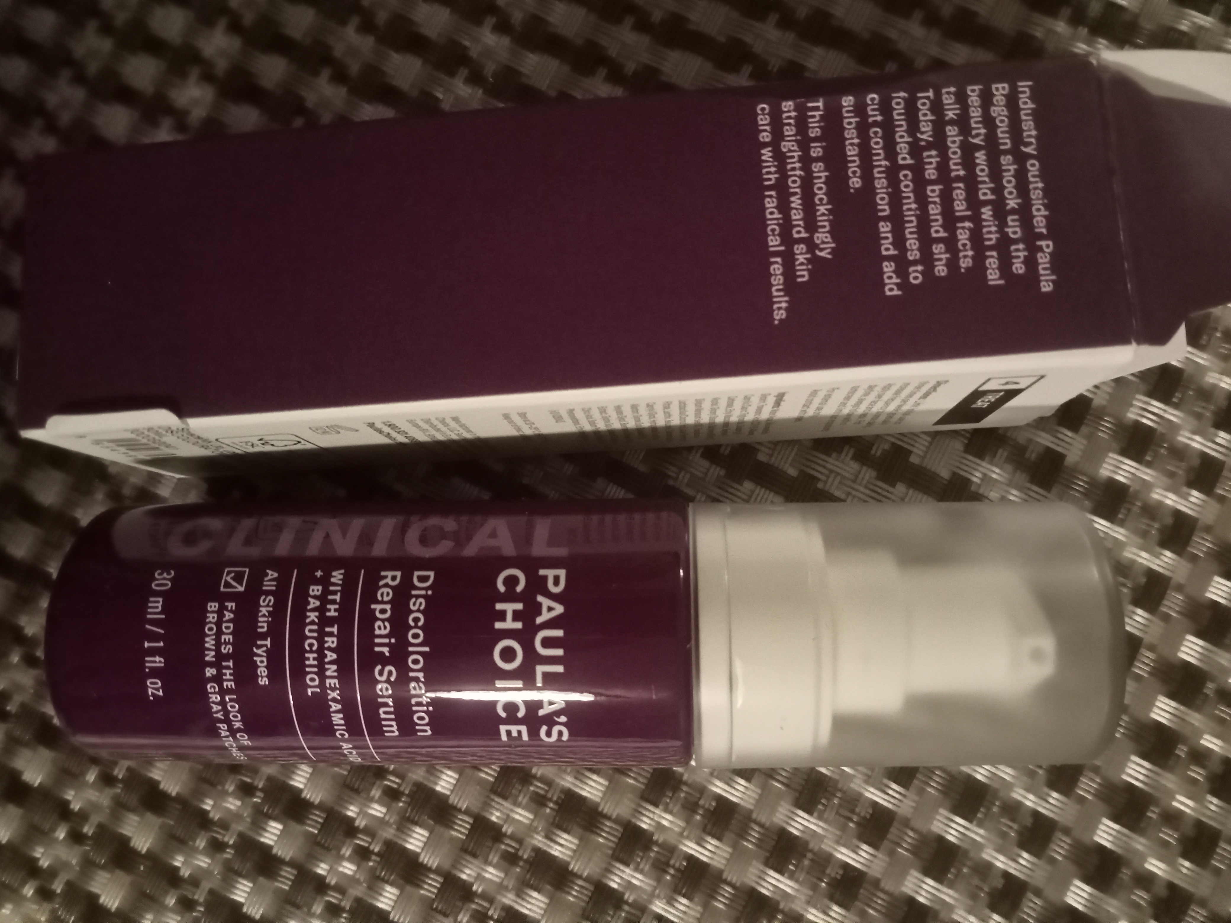 Paula's Choice Clinical Discoloration Repair Serum від пігментних плям