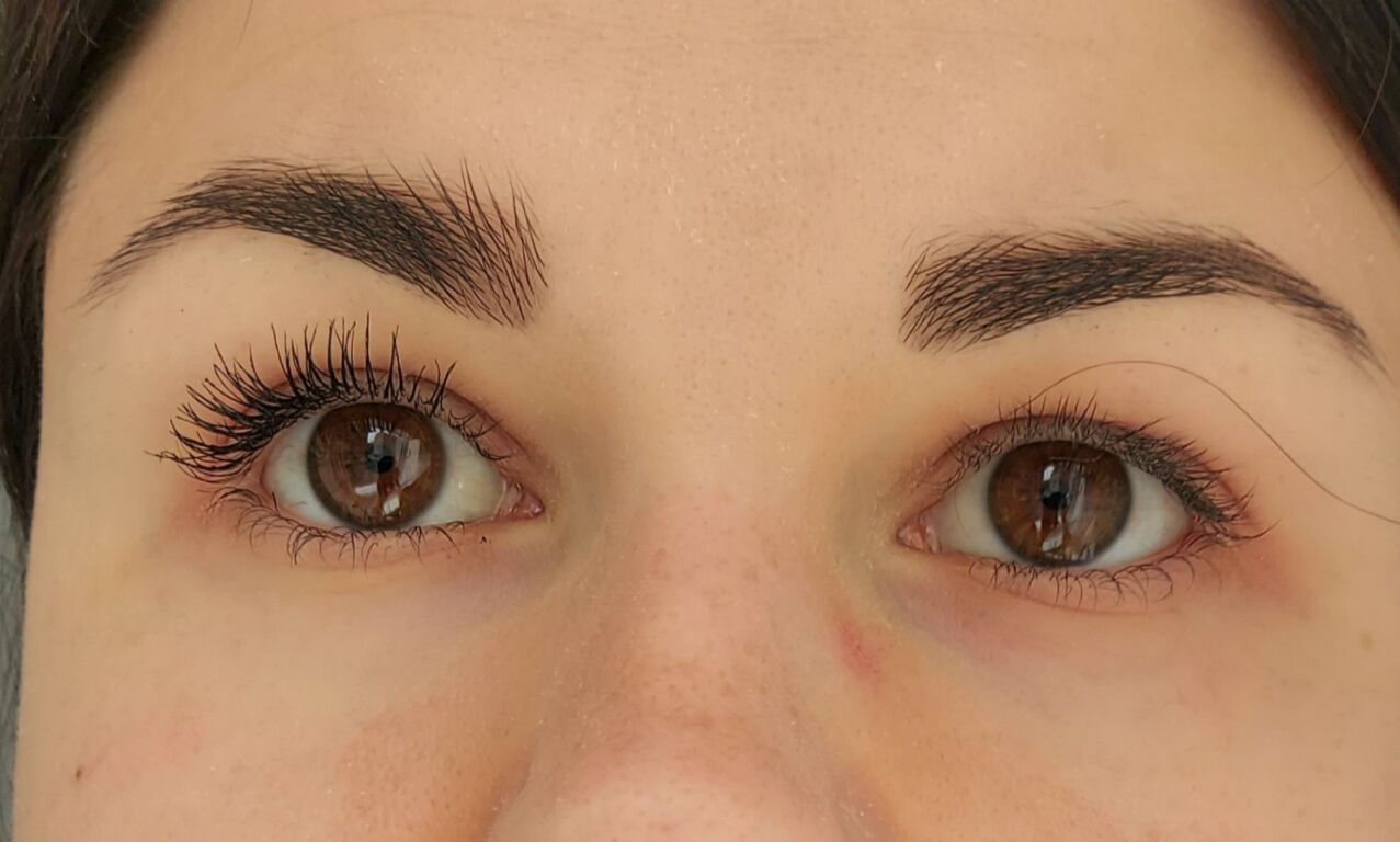 я задоволена тушшю maybelline New York Lash/Cils Sensational