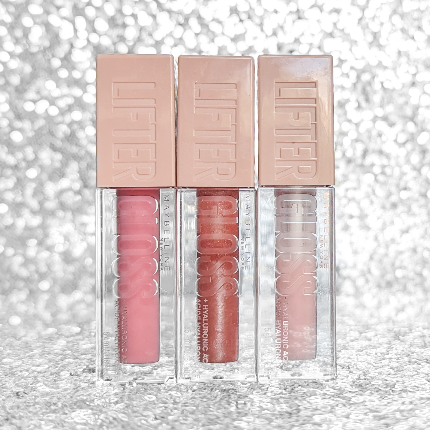 Maybelline Lifter Gloss в унікальному відтінку 21 Gummy Bear, якого ще немає в Україні