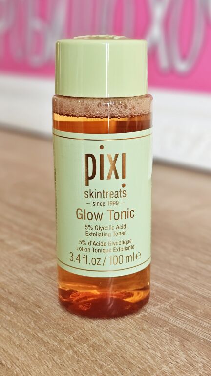 Кислотний тонік від Pixi Glow tonic