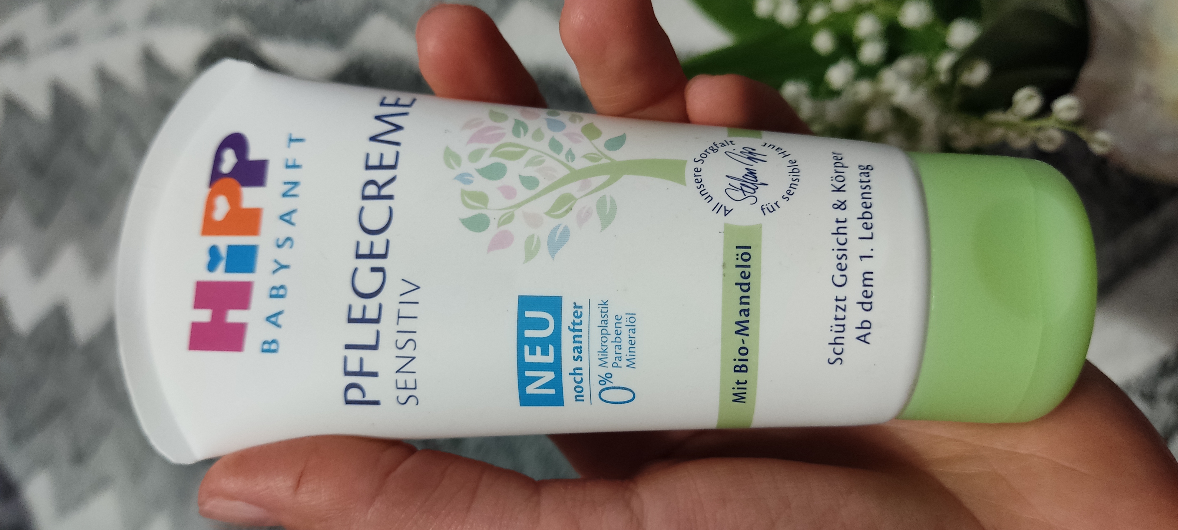 Дитячий зволожуючий крем HiPP Babysanft Sensitive Cream