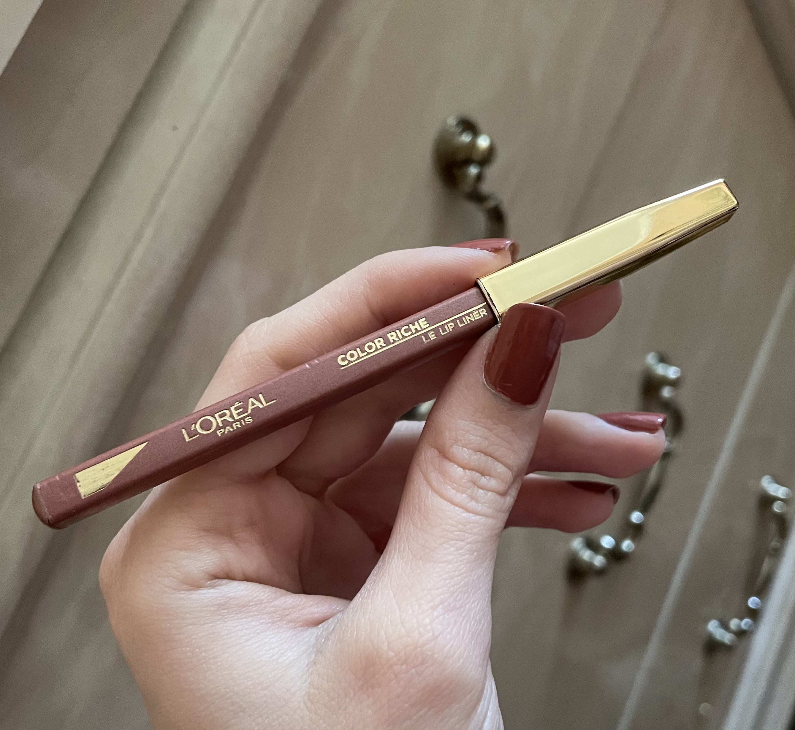 Олівець для губ Loreal Paris le lip liner 236